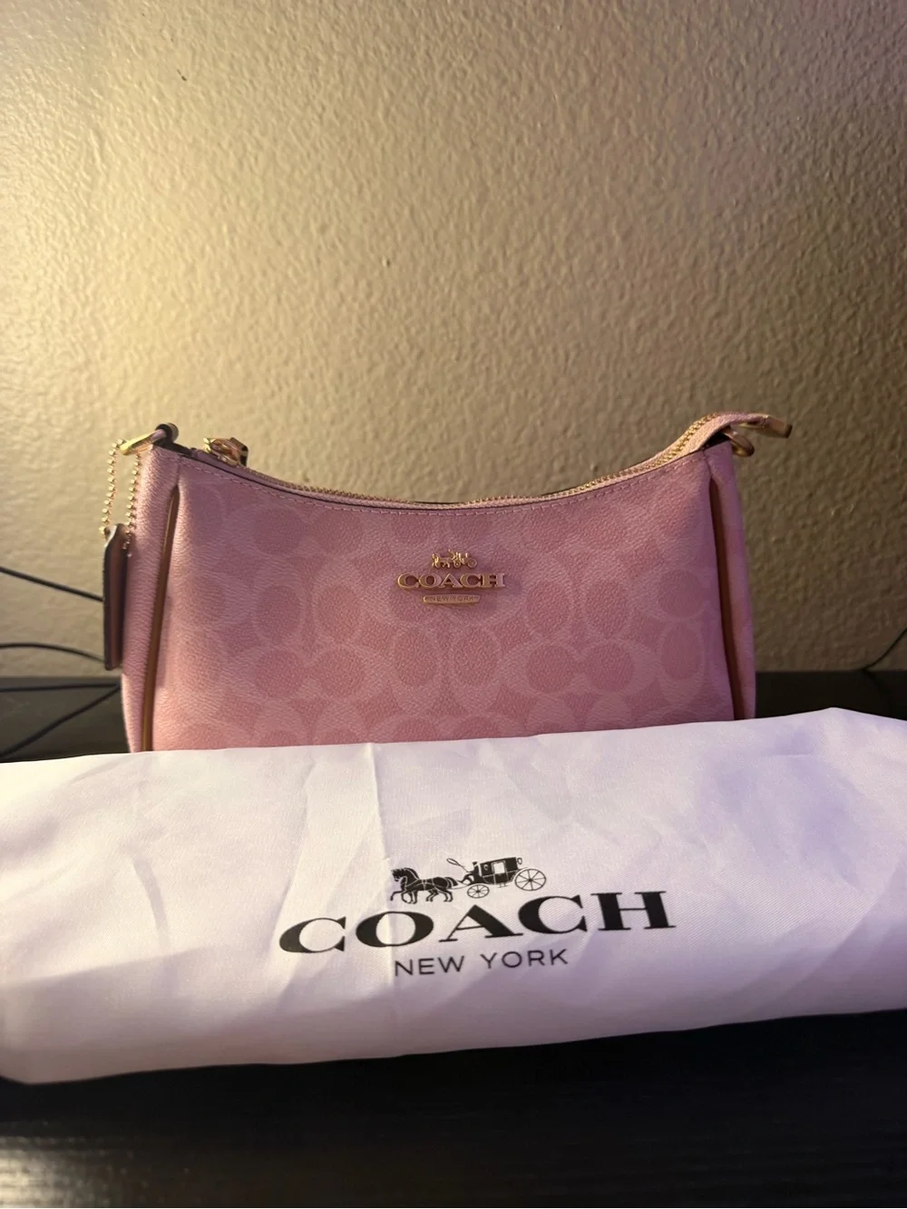 Coach compact mini